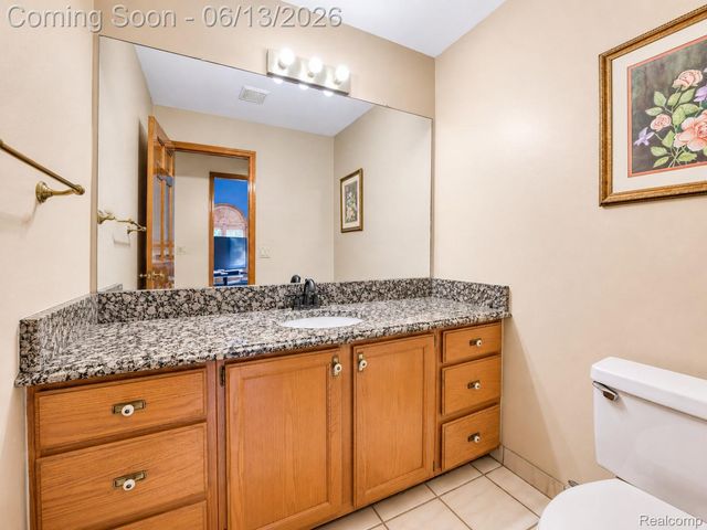 29342 Strathmore Drive, Farmington Hills, MI 48331