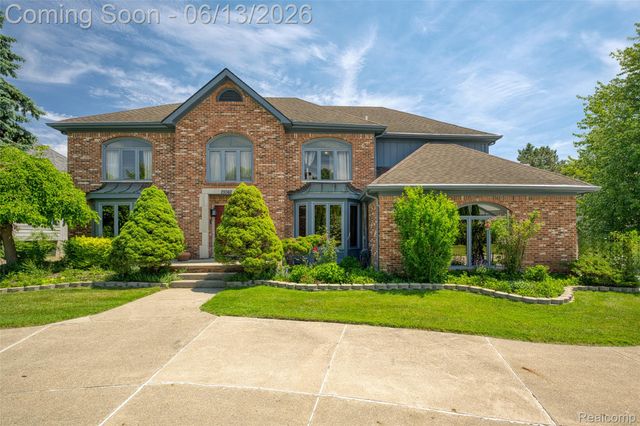 29342 Strathmore Drive, Farmington Hills, MI 48331