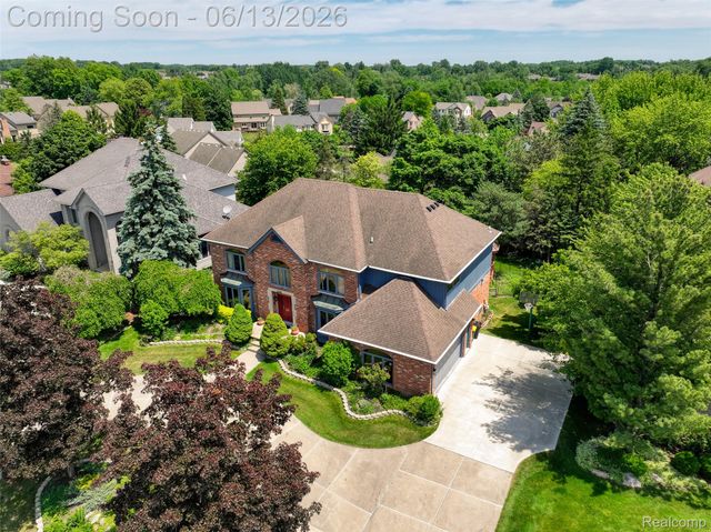 29342 Strathmore Drive, Farmington Hills, MI 48331