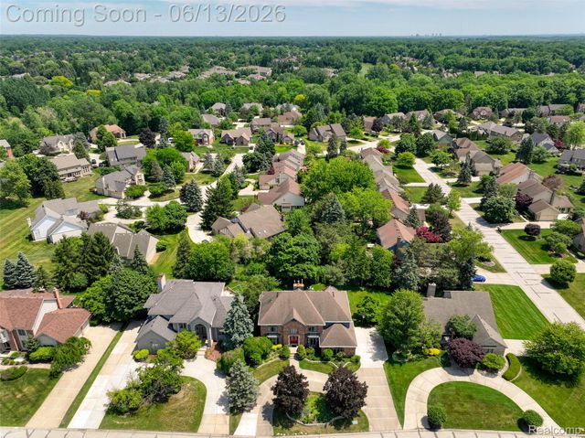 29342 Strathmore Drive, Farmington Hills, MI 48331