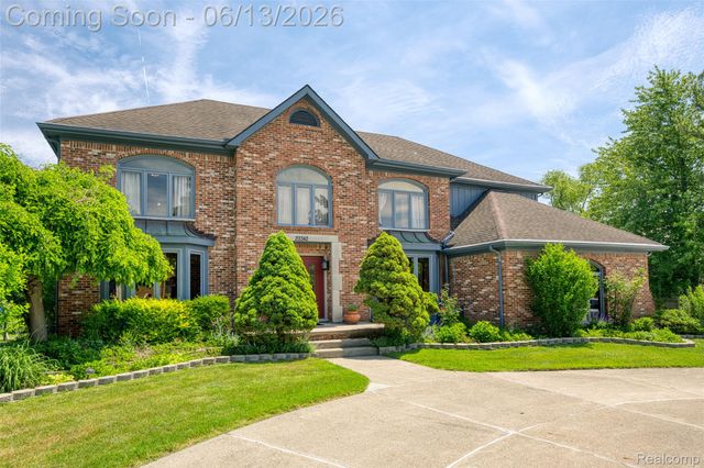 29342 Strathmore Drive, Farmington Hills, MI 48331