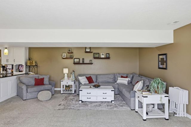 12830 New Delaware Road, Mount Vernon, OH 43050