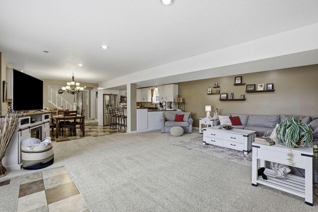 12830 New Delaware Road, Mount Vernon, OH 43050