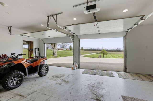 12830 New Delaware Road, Mount Vernon, OH 43050