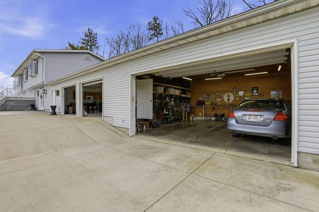 12830 New Delaware Road, Mount Vernon, OH 43050