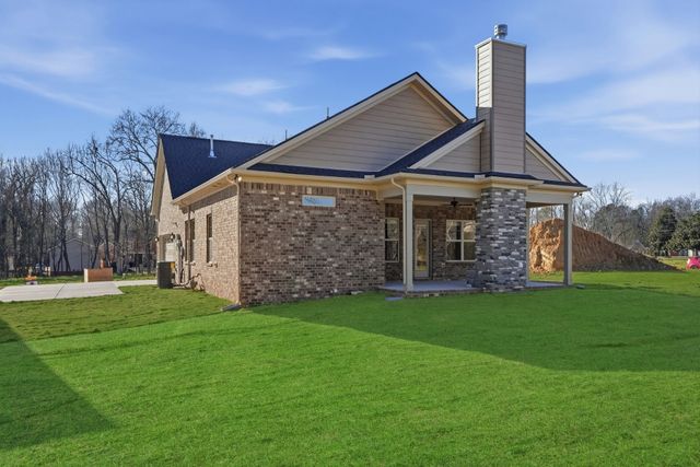 17 Sagewood Drive, Tullahoma, TN 37388