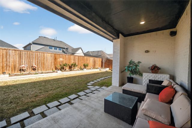 423 Winter Plum Way, Wylie, TX 75098