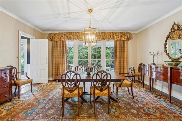 151 Peachtree Battle NW Avenue, Atlanta, GA 30305