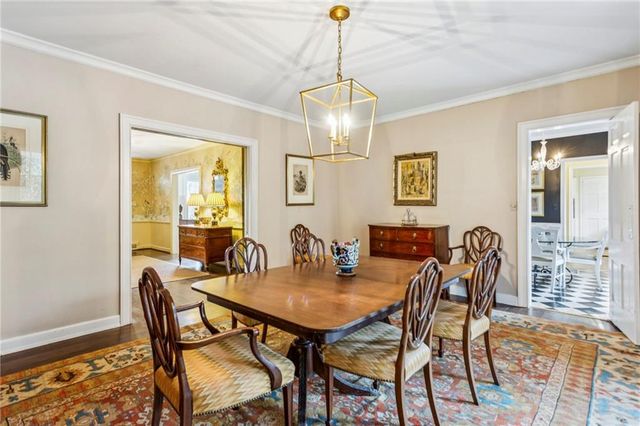 151 Peachtree Battle NW Avenue, Atlanta, GA 30305