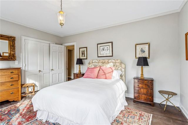 151 Peachtree Battle NW Avenue, Atlanta, GA 30305