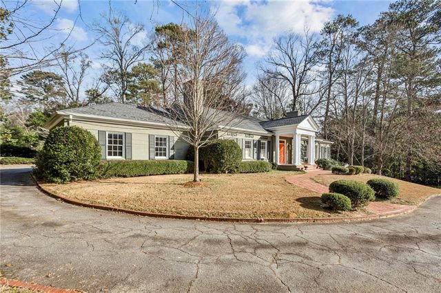 151 Peachtree Battle NW Avenue, Atlanta, GA 30305