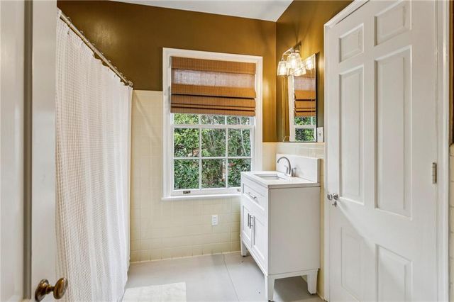 151 Peachtree Battle NW Avenue, Atlanta, GA 30305