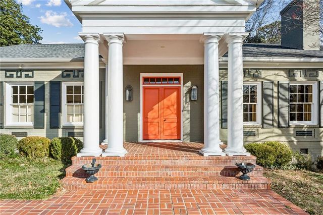 151 Peachtree Battle NW Avenue, Atlanta, GA 30305