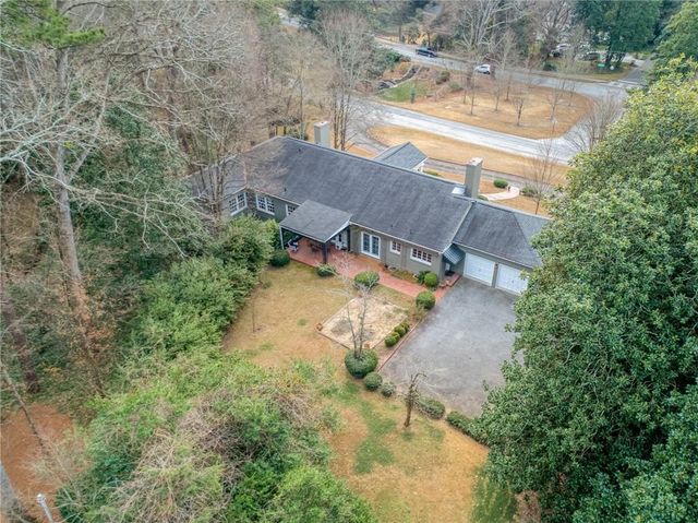 151 Peachtree Battle NW Avenue, Atlanta, GA 30305