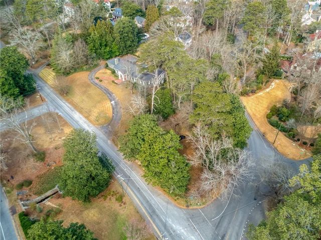 151 Peachtree Battle NW Avenue, Atlanta, GA 30305