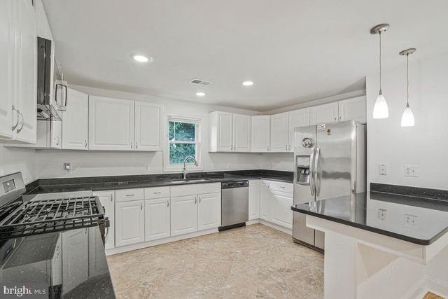 7318 POPLAR CT, Falls Church, VA 22042