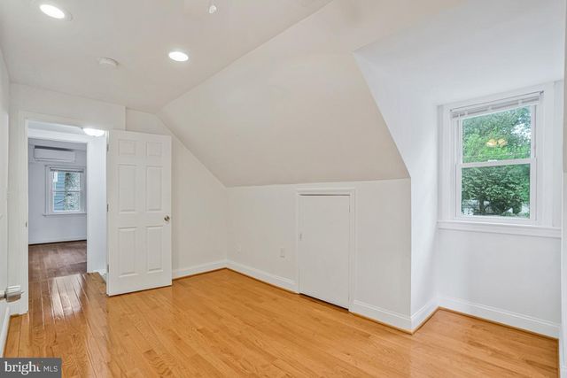 7318 POPLAR CT, Falls Church, VA 22042