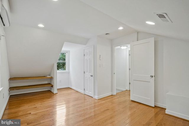 7318 POPLAR CT, Falls Church, VA 22042