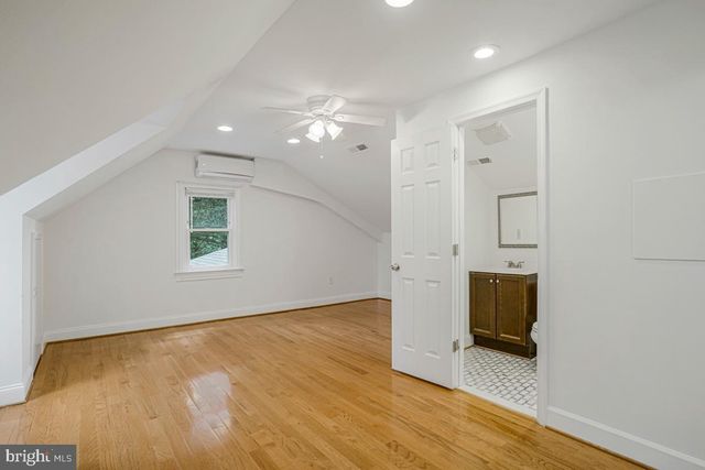 7318 POPLAR CT, Falls Church, VA 22042