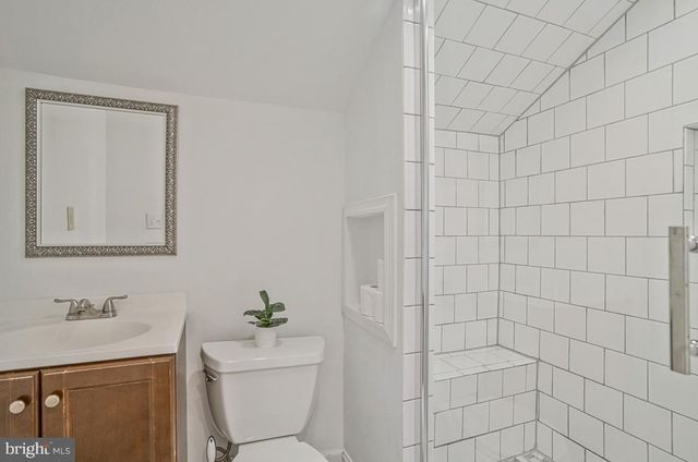 7318 POPLAR CT, Falls Church, VA 22042