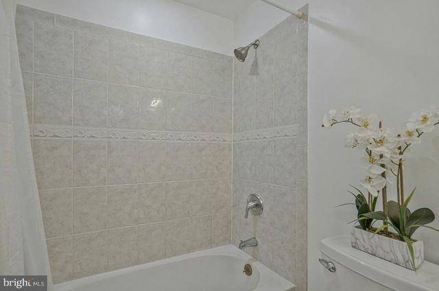7318 POPLAR CT, Falls Church, VA 22042