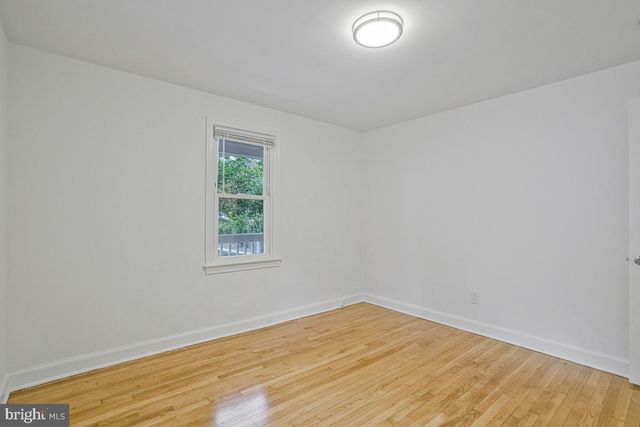 7318 POPLAR CT, Falls Church, VA 22042