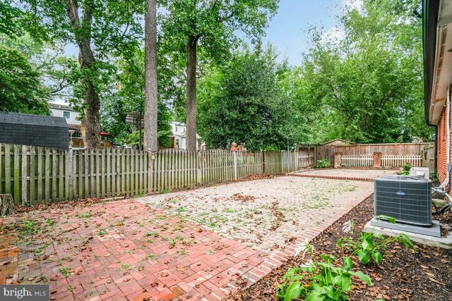 7318 POPLAR CT, Falls Church, VA 22042