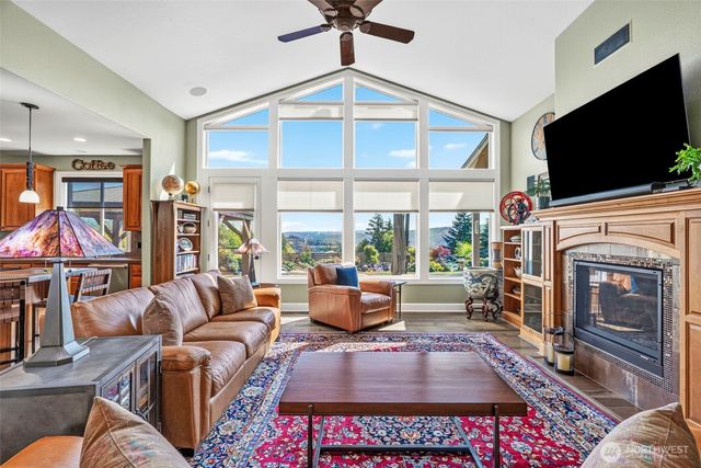 499 Beasley Road, Kelso, WA 98626