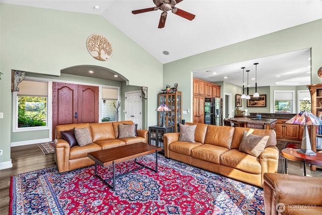 499 Beasley Road, Kelso, WA 98626