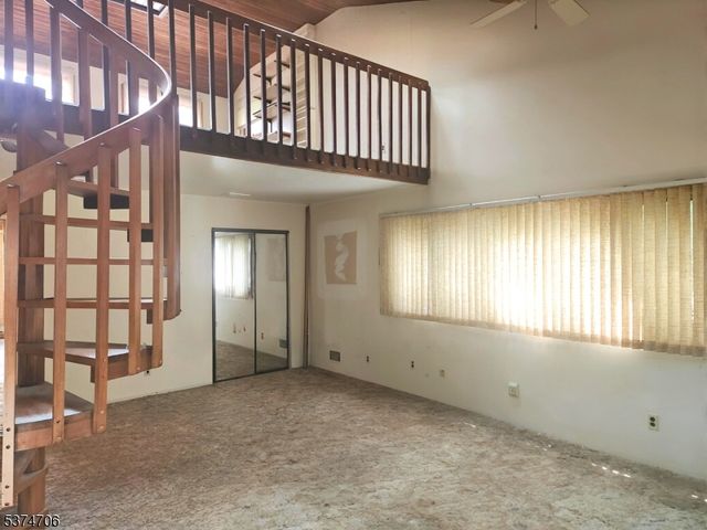 14 Trenton Pl, Newton Town, NJ 07860