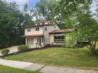 14 Trenton Pl, Newton Town, NJ 07860