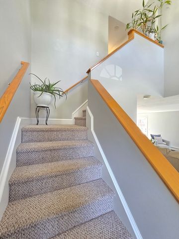 27 Middlesex Ave, Worcester, MA 01604