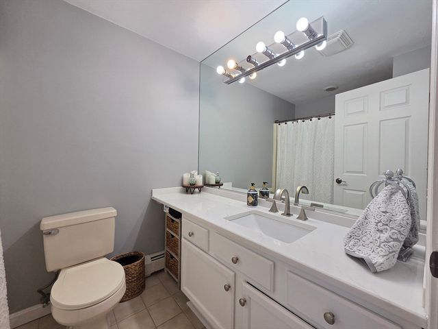 27 Middlesex Ave, Worcester, MA 01604