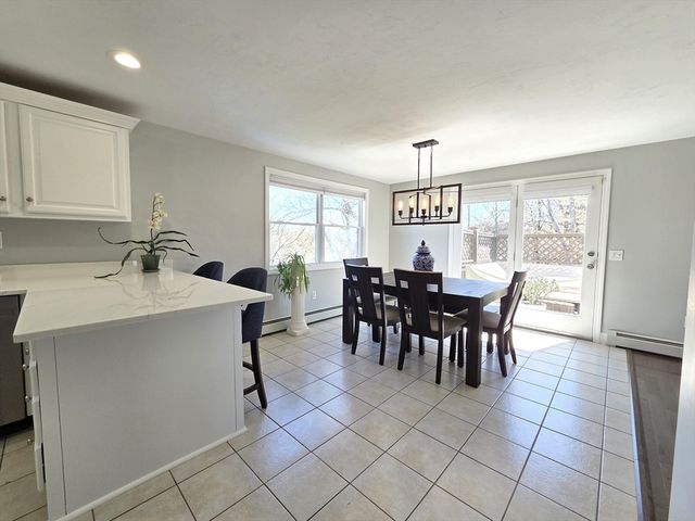 27 Middlesex Ave, Worcester, MA 01604