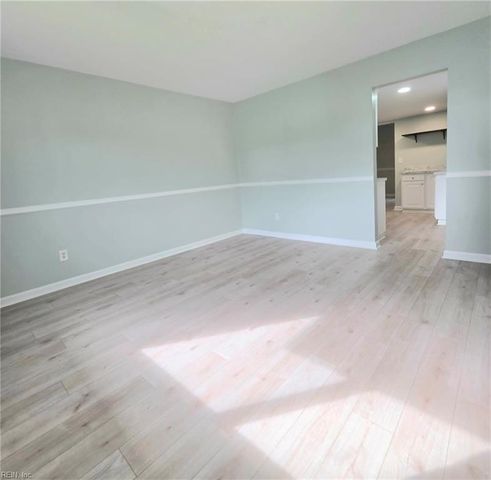 708 Alder CIR, Virginia Beach, VA 23462