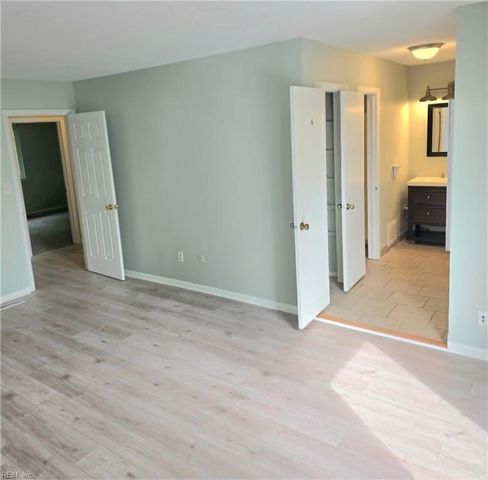 708 Alder CIR, Virginia Beach, VA 23462