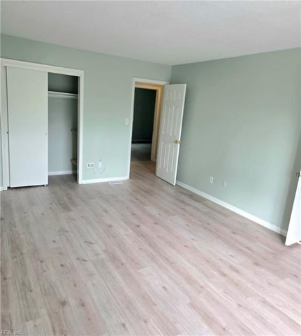 708 Alder CIR, Virginia Beach, VA 23462