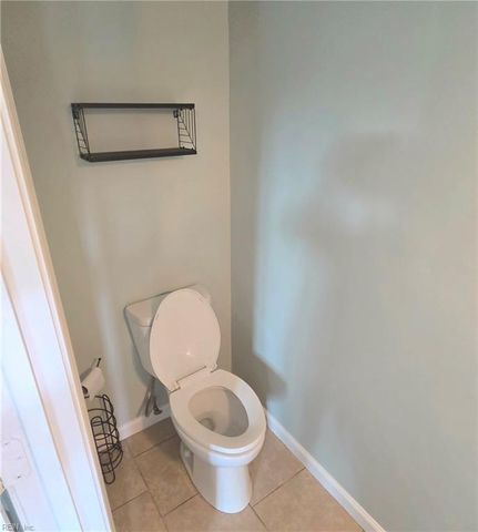 708 Alder CIR, Virginia Beach, VA 23462