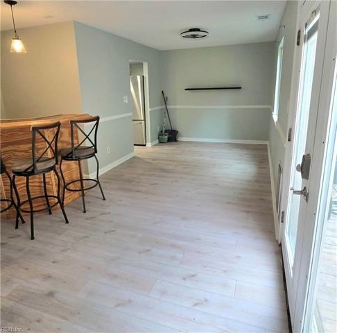 708 Alder CIR, Virginia Beach, VA 23462