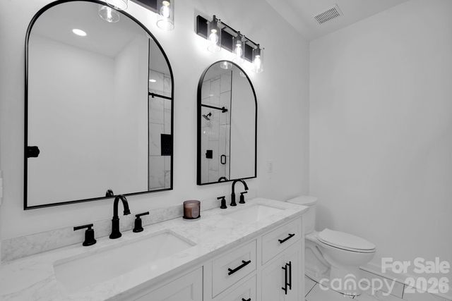 8131 Kings Creek Drive, Charlotte, NC 28273