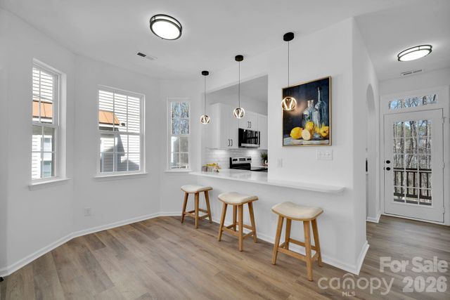 8131 Kings Creek Drive, Charlotte, NC 28273