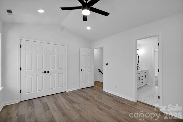 8131 Kings Creek Drive, Charlotte, NC 28273