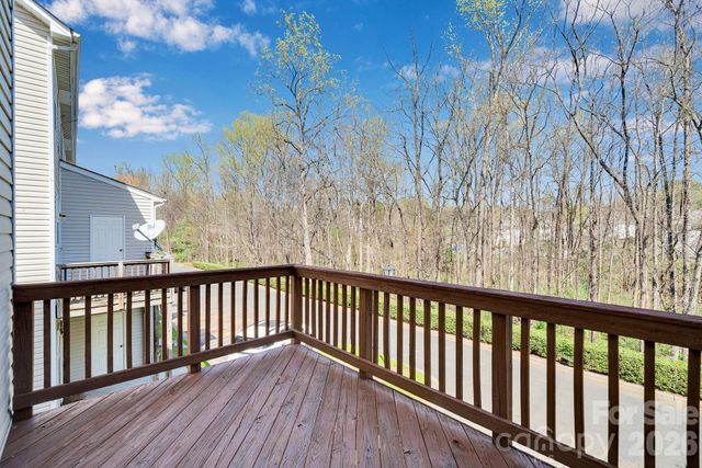 8131 Kings Creek Drive, Charlotte, NC 28273