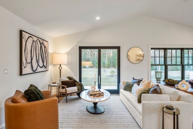 46 Sandwich Road 3, Plymouth, MA 02360