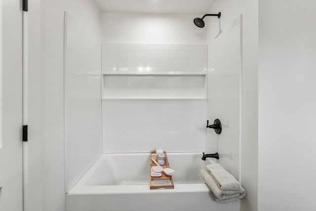 46 Sandwich Road 3, Plymouth, MA 02360