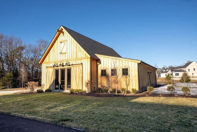 46 Sandwich Road 3, Plymouth, MA 02360