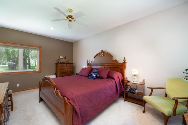 1524 Squirrels Nest Road, Kasota, MN 56050