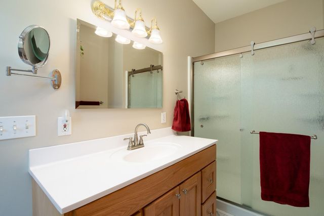 1524 Squirrels Nest Road, Kasota, MN 56050