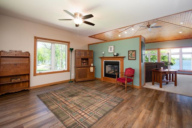 1524 Squirrels Nest Road, Kasota, MN 56050