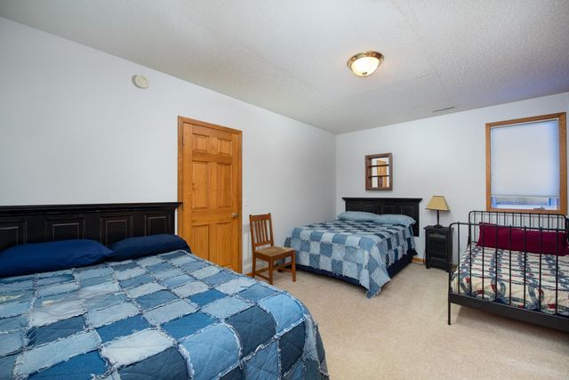 1524 Squirrels Nest Road, Kasota, MN 56050
